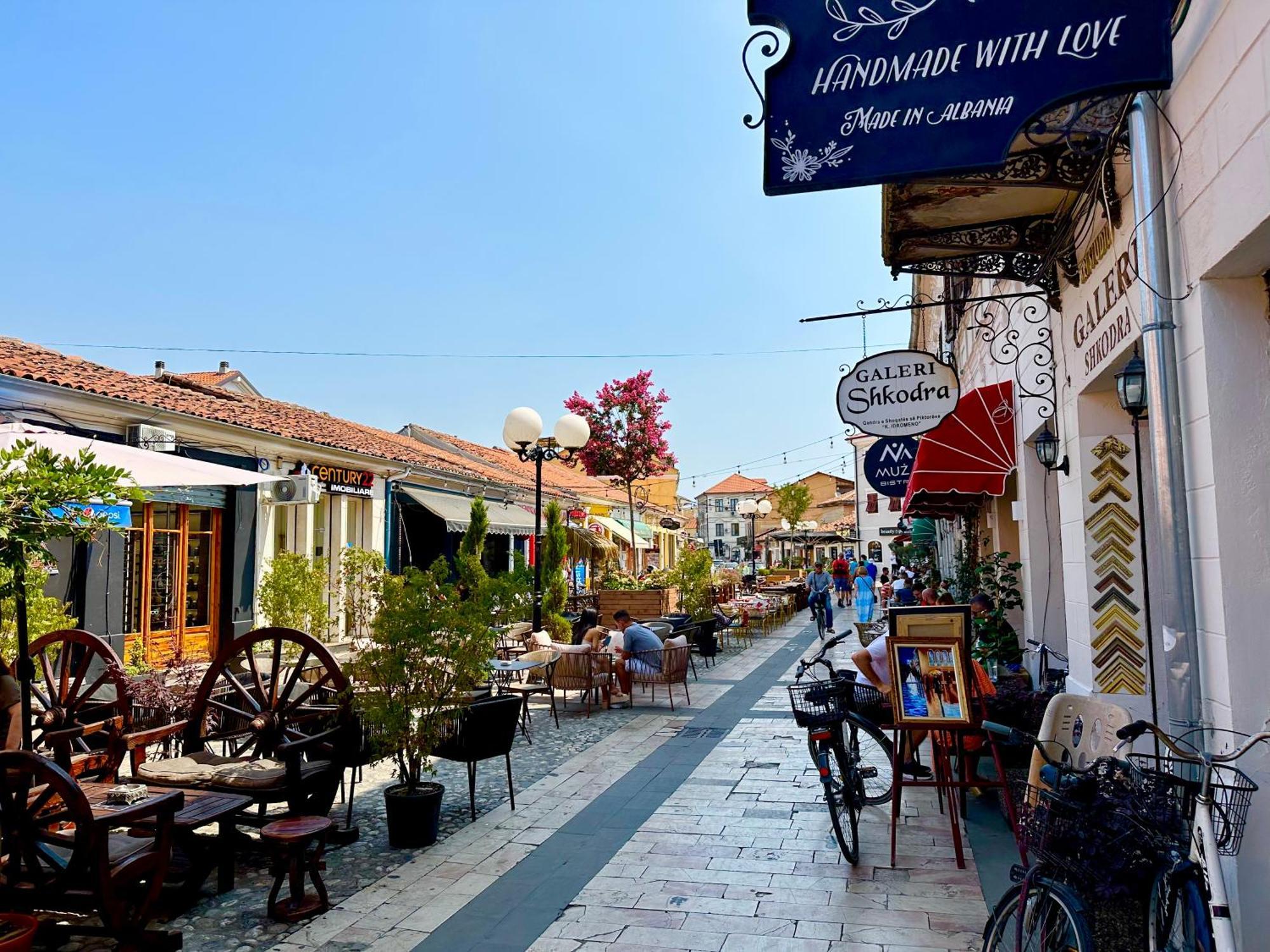 Js House Shkoder 1 Lejlighed Eksteriør billede